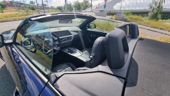 BMW Z4 sDrive20i - 10