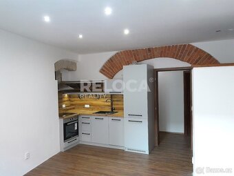 1+KK + šatna, 30m2, Slaný, Soukenická, byt v centru Slaného - 10
