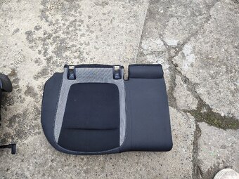 Sedačky Škoda Fabia 3 - 10