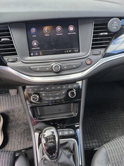 Astra K 1.2 Elegance Hatchback 107kW model 2021 - 10