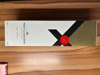 Alkohol, rum, whisky, gin, champagne - 10