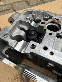 Hlava Husqvarna FE KTM EXC 250 - 10
