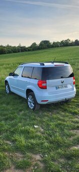 ŠKODA YETI 2017 2.0TDI DSG 4x4 110kw LED XENONY TAŽNÉ - 10