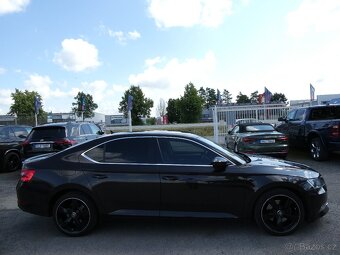 Škoda Superb 2.0 TDi 110kW DSG, 2x kola, ČR - 10