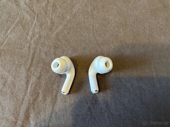 Apple AirPods Pro (2. generace) s MagSafe pouzdrem - 10