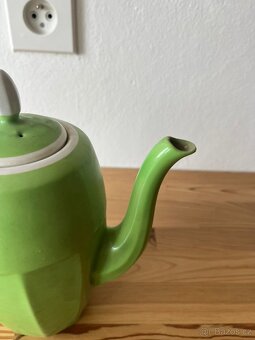 Stará porcelánová konvička - 10