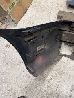 Narazniky a prahy z BMW E46 M3 - 10