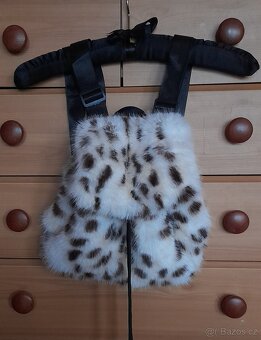 Leopardí chlupatý malý batůžek - NOVÝ - 10