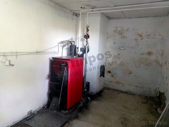 Prodej rodinného domu v Žádovicích ke kompletní rekonstrukci - 10