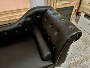 Luxusní CHESTERFIELD Lenoška hnědočerná Jako Nová - 10
