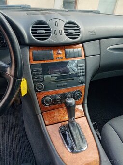 MERCEDES CLK 270 CDI - 10