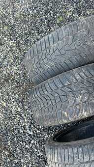 Zimní pneu 235/40/18 Hankook Dot 2422 - 10