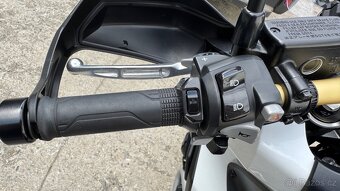 Honda X-ADV Malý nájezd a krásný stav - 10
