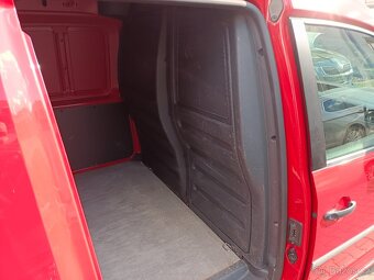 Volkswagen Caddy 2.0TDI 75kW 113tkm Climatic Nové STK - 10