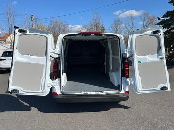 VW T7 Transporter skříň 2.0 TDI dlouhý rozvor, 5 let záruka - 10