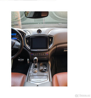 Maserati Ghibli 3.0 V6 benzín 350PS - 10