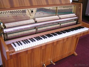Prodám pianino zn. August Förster - 10