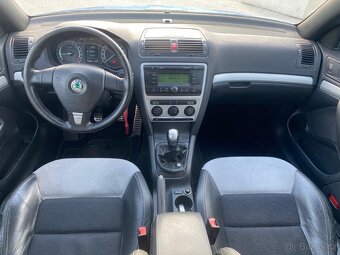Škoda octavia RS 2.0 TSi - 10