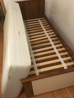 Postel 90200 z masivu v dobrém stavu - 10