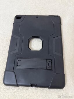 IPad 8 generace vesmírně šedá - 10