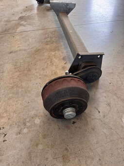 Náprava KNOTT 1600kg VGB16MV - 10