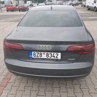 AUDI A8 quatro. 3,0 V6 TDI SPORT - 10