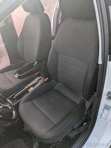 Škoda rapid 1.6 TDI- díly - 10