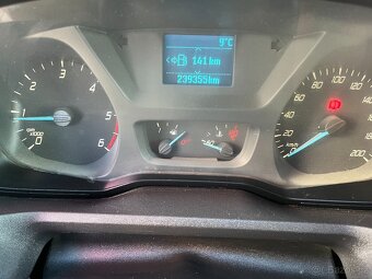 Ford Transit 2,0TCDI 125KW KLIMA 6 MÍST L4maxi - 10