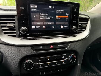 Kia Ceed SW 1.5 GDi 118kw 2021 ČR - 10