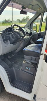 Obytné auto Fiat Ducato 2,3JTD Multijet 130 - 10
