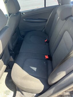 Škoda Fabia 1.9 TDI 74kW - Elegance - Výbava - Dovoz - 10