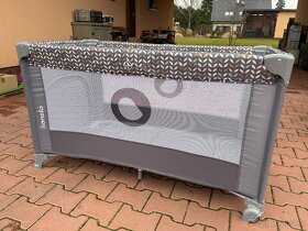 Dvě skládací dětské postýlky s matrací (SLEVA) - 10