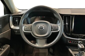 Volvo XC60 D4 Momentum Advanced Edition 2020 - 10