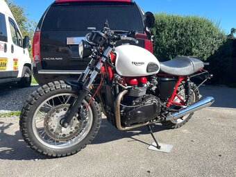 Triumph Thruxton - 10