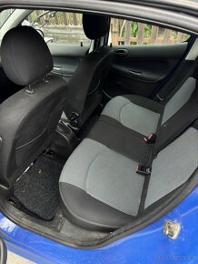 Rezervace Peugeot 206 2005 rv 104000 km - 10