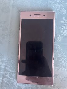 Sony XPERIA XZ Premium - 10