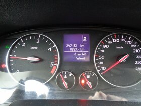 Renault Lagúna III 1,5dci 81KW, Rozprodám na náhradní díly - 10