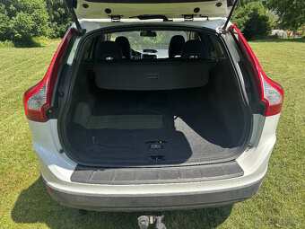 Volvo XC60 2,4D Drive 129 kW 2009 - 10