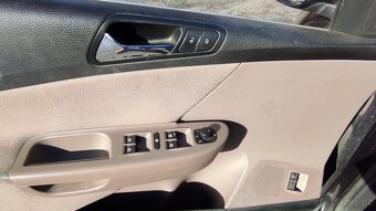 VW Passat 2,0 TDI automat, Variant - 10