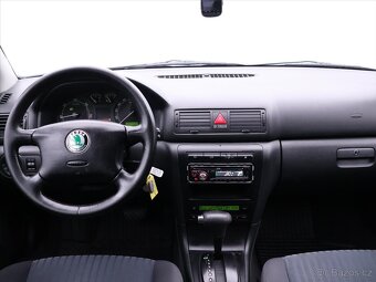 Škoda Octavia 1,9 TDI 66kW Automat Elegance (2004) - 10