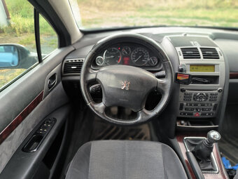Peugeot 407 - 10
