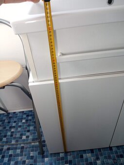 umyvadlo Cersanit 80x45cm + koupelnová skříňka IKEA - 10