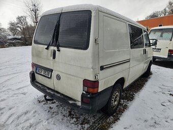 VW Transporter T4 2.5 TDI 75 kW (ACV) – 5 míst, tažné - 10