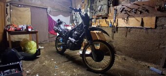 Prodám suzuki dr 600 nepojizdna - 10