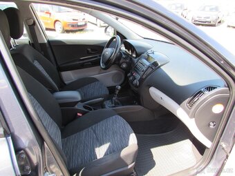 Kia Cee'd 1.4i 80kW kombi, 1.majitel, Serviska - 10