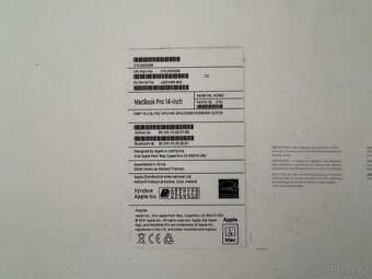 Macbook 14" M1 Pro - silnější cpu (10 jader), 32GB Ram - 10