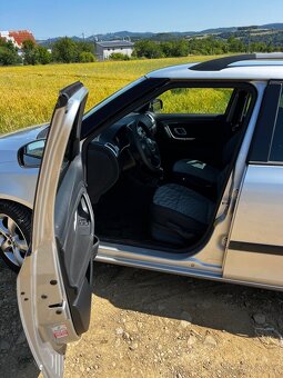 Škoda Fabia Combi 1.4 16V, 63 kW, Ambiente - 10