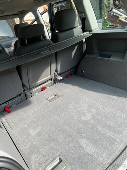 Volkswagen Touran 2.0 TDI 103 kW – tažné, výbava, nová STK - 10
