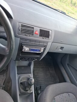Škoda Fabia 1.9 SDI Kombi Klima Model 2003 Nová Stk - 10