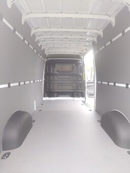 Volkswagen Crafter - 10